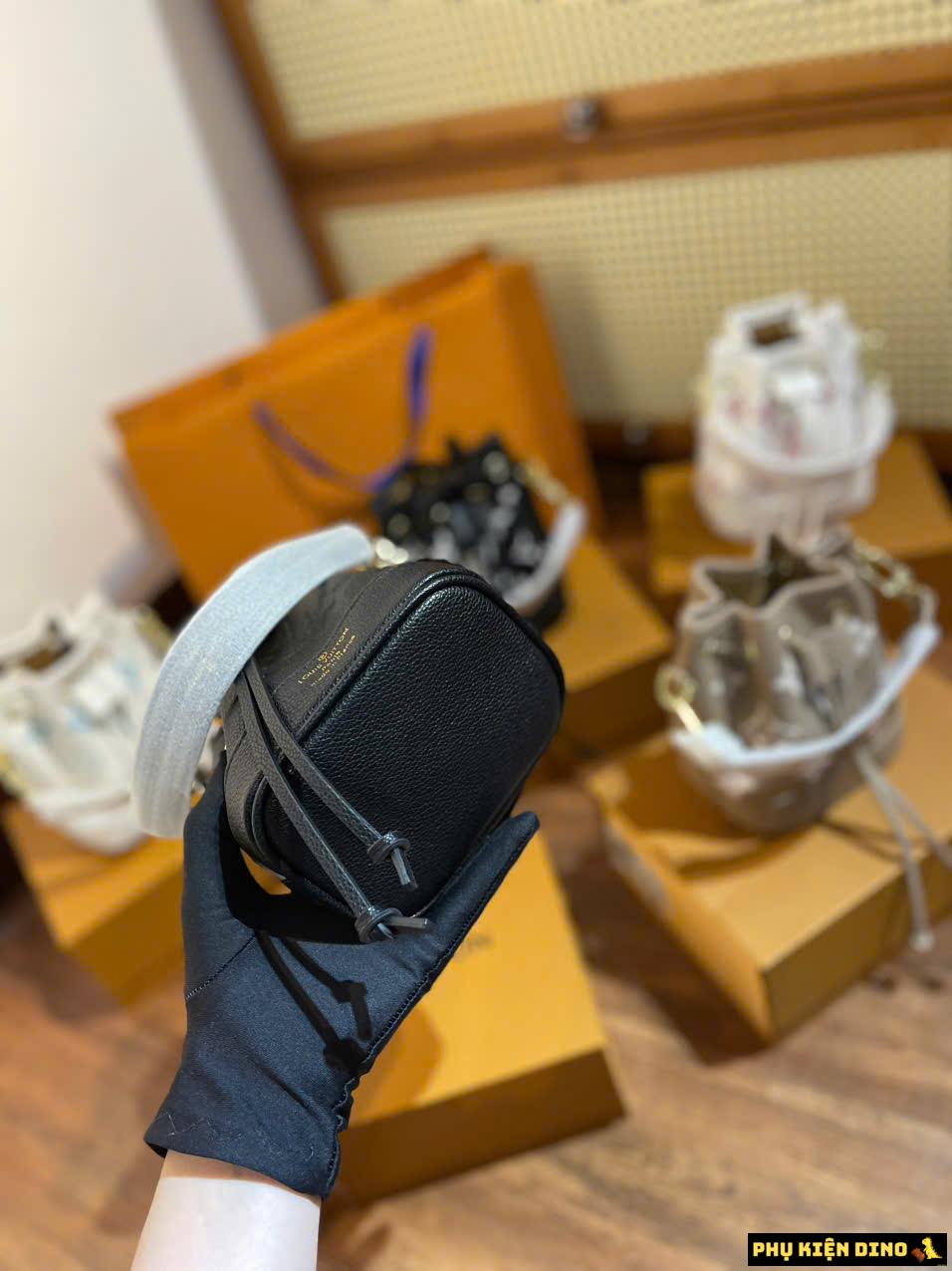 Túi LV Louis Vuitton Dây Rút Full Đen Túi LV Louis Vuitton Dây Rút Full Đen